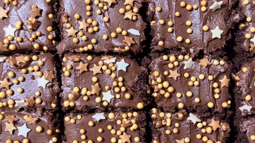 Mary Berry Chocolate Traybake