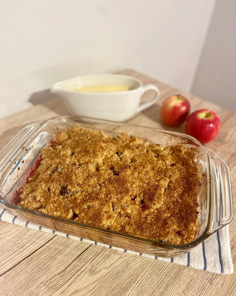 Mary Berry Blackberry and Apple Crumble Recipe 4 Mary Berry Blackberry and Apple Crumble Recipe
