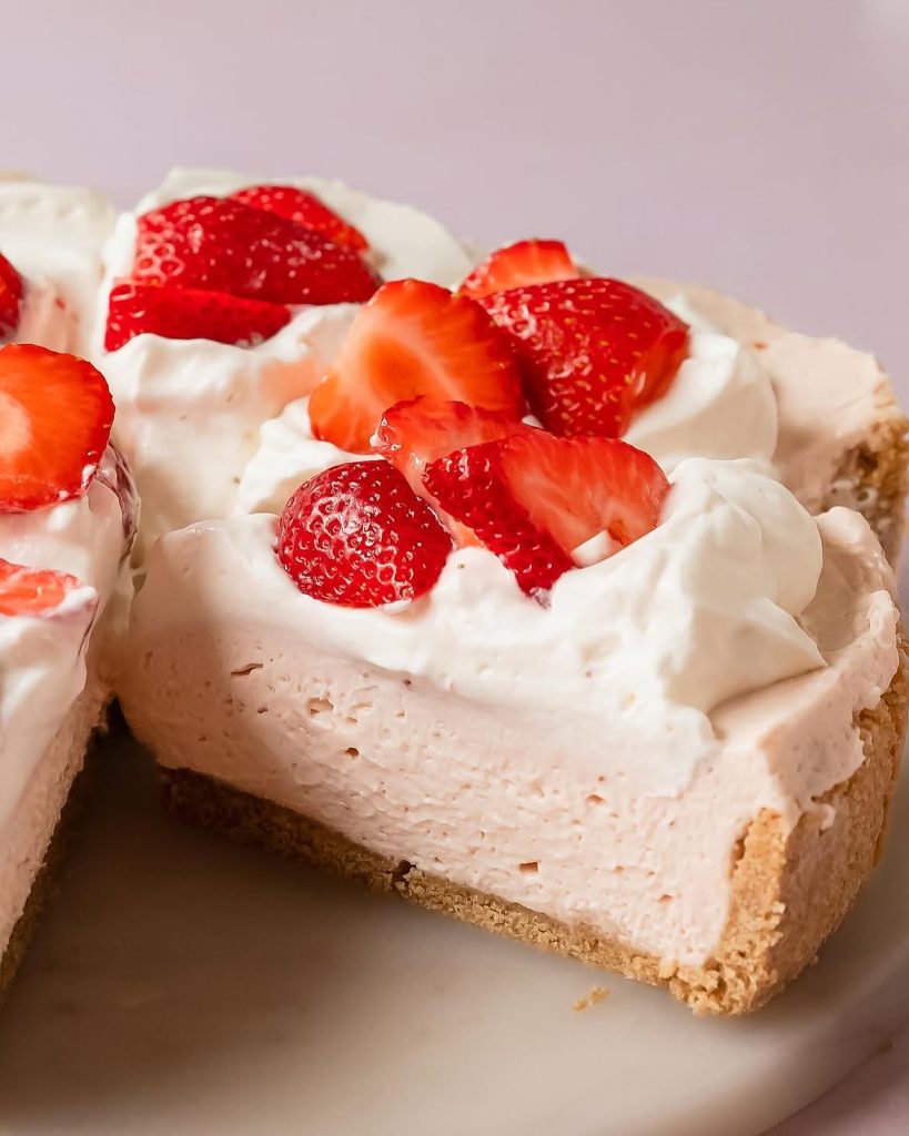 Mary Berry No Bake Strawberry Cheesecake Recipe 3 Mary Berry No Bake Strawberry Cheesecake Recipe