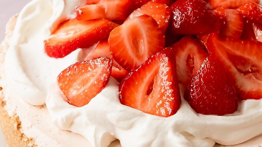 Mary Berry No Bake Strawberry Cheesecake Recipe 1 Mary Berry No Bake Strawberry Cheesecake Recipe