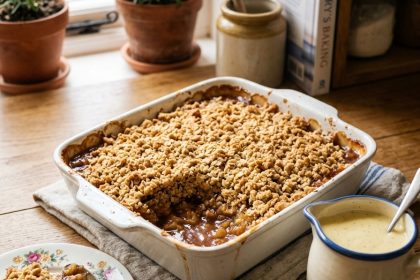 Mary Berry Apple and Cinnamon Crumble Recipe 9 Mary Berry Apple and Cinnamon Crumble Recipe